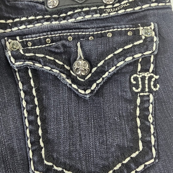 Miss Me Low-Rise Bootcut Jeans Womens 30 Black Wash Women's Distressed - Picture 7 of 16